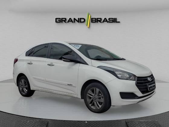 HYUNDAI HB20S 1.6 COMFORT PLUS 16V FLEX 4P AUTOMÁTICO HYUNDAI HB20S 1.6 COMFORT PLUS 16V FLEX 4P AUTOMÁTICO